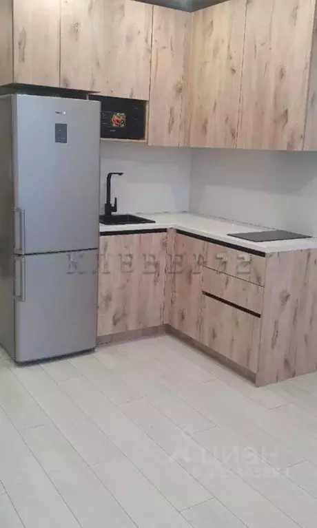 Студия Тюменская область, Тюмень ул. Андрея Приказнова, 7 (24.0 м) - Фото 1