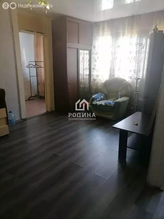 2-комнатная квартира: Комсомольск-на-Амуре, Комсомольская улица, 32к3 ... - Фото 2