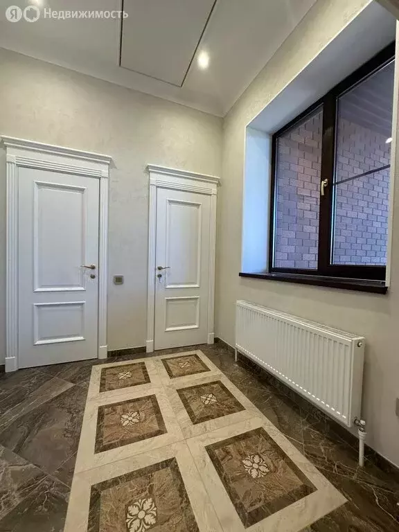 Дом в Астрахань, Коломенская улица, 6 (100 м) - Фото 1