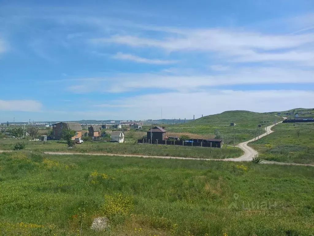 Участок в Крым, Ленинский район, Октябрьское с/пос, Дары Природы ... - Фото 0