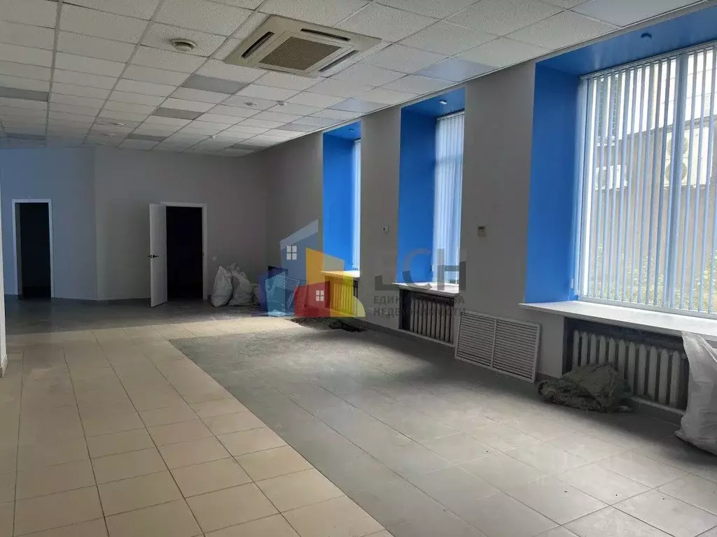 Торговая площадь в Тульская область, Тула просп. Ленина, 54 (278 м) - Фото 1