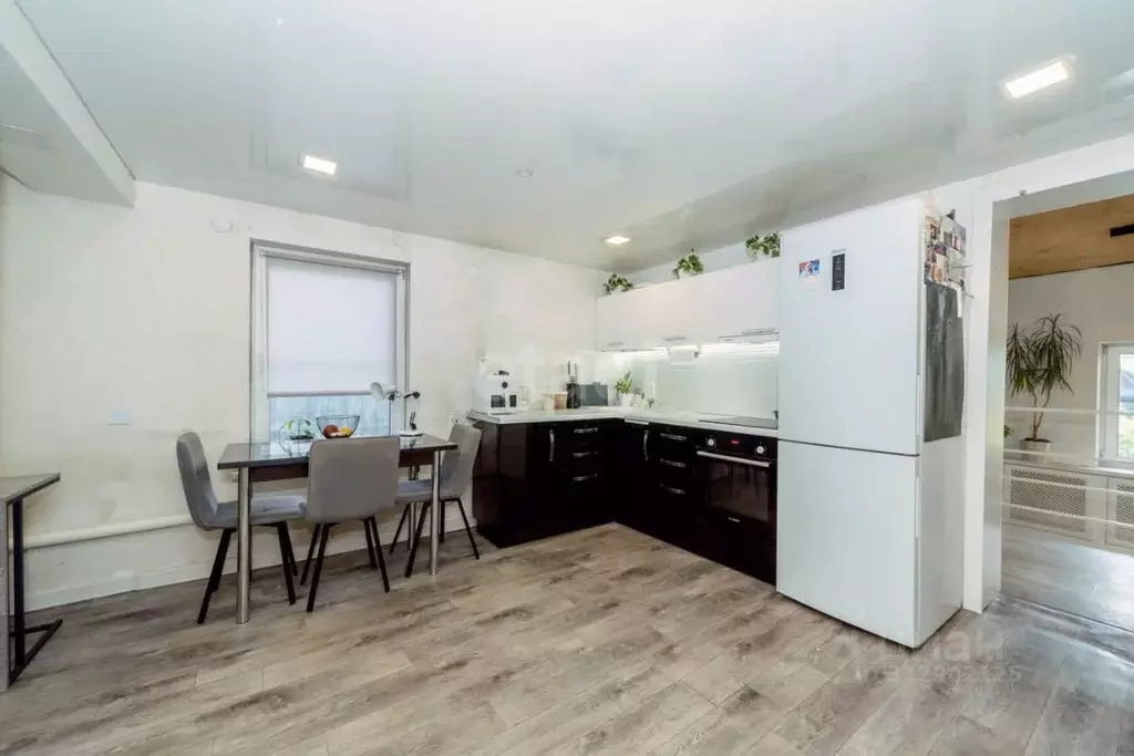 Дом в Алтайский край, Бийск Ростовская ул., 114 (110 м) - Фото 1