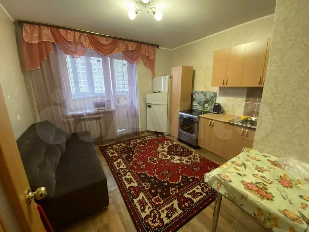 1-к. квартира, 42 м, 8/16 эт. - Фото 0