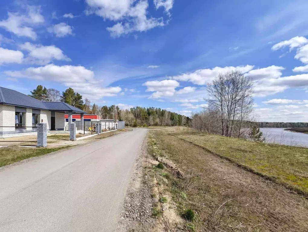 Дом в Тюменская область, Тюменский район, с. Салаирка Береговая ул. ... - Фото 1