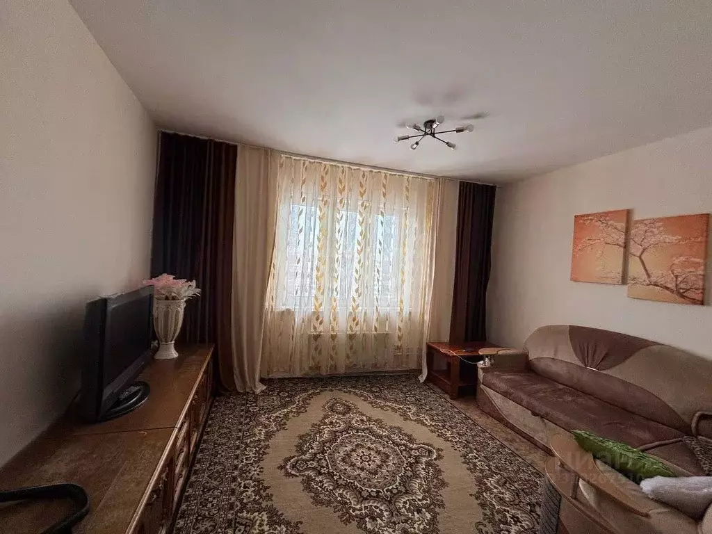 2-к кв. Ямало-Ненецкий АО, Новый Уренгой Энтузиастов мкр, 1 (40.0 м) - Фото 0