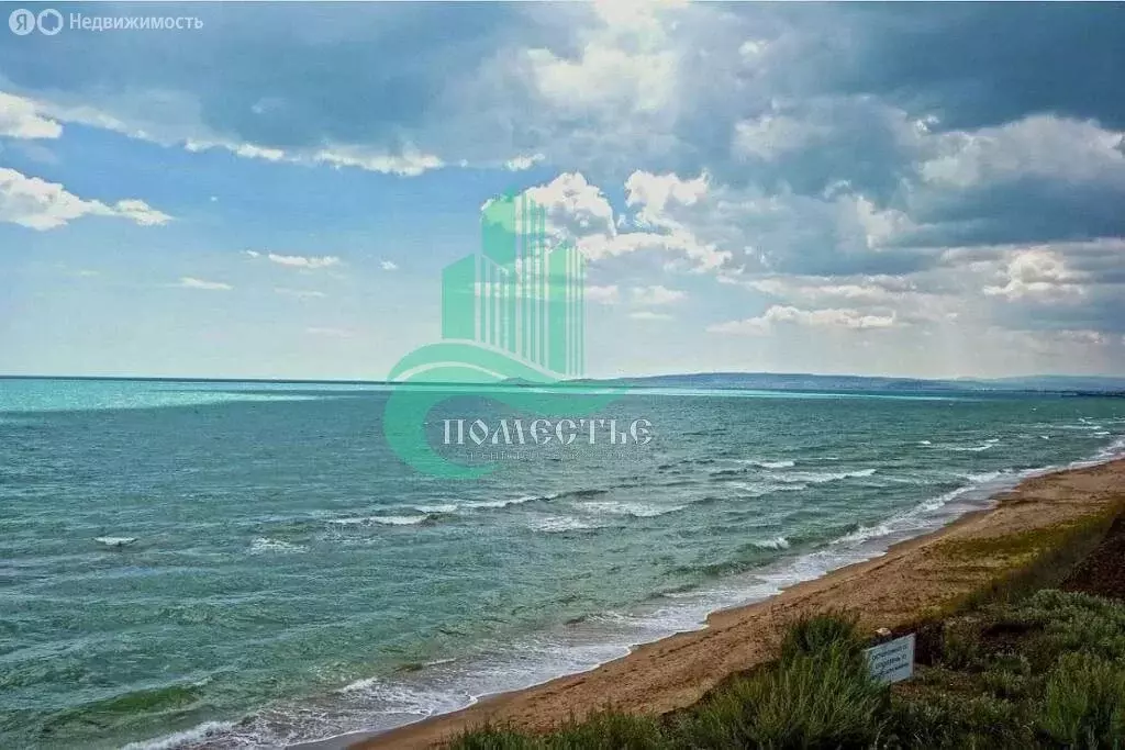 Участок в Республика Крым, Феодосия (8 м) - Фото 1