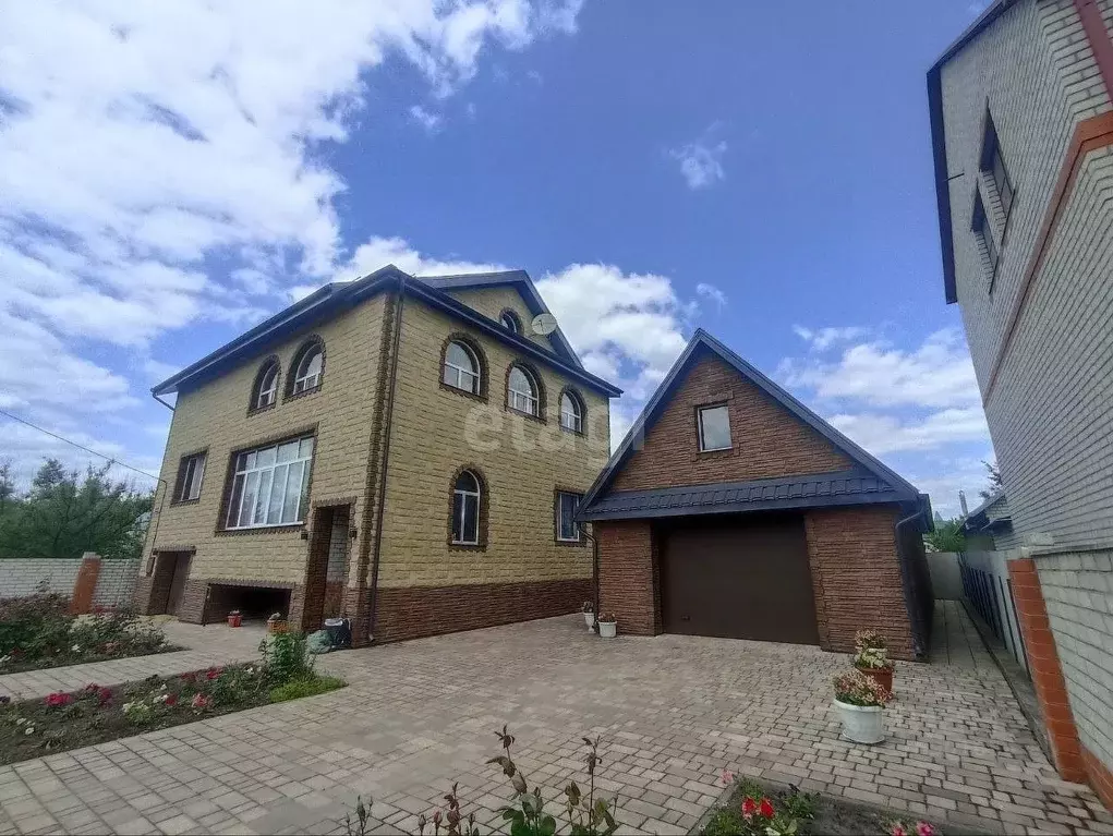 Дом в Белгородская область, Валуйский муниципальный округ, Уразово рп ... - Фото 0