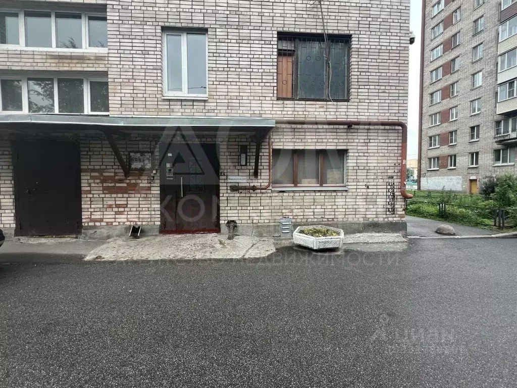 3-к кв. Санкт-Петербург Двинская ул., 15 (65.8 м) - Фото 2