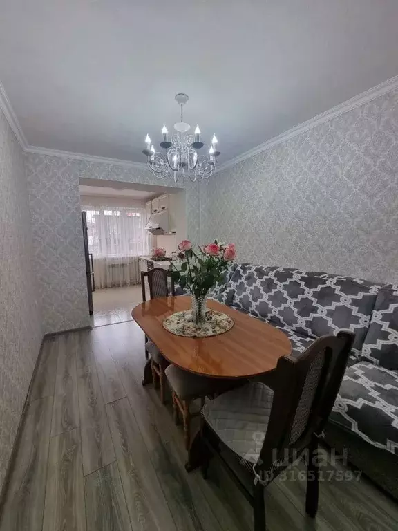 3-к кв. Северная Осетия, Владикавказ ул. Карла Маркса, 4 (93.0 м) - Фото 1