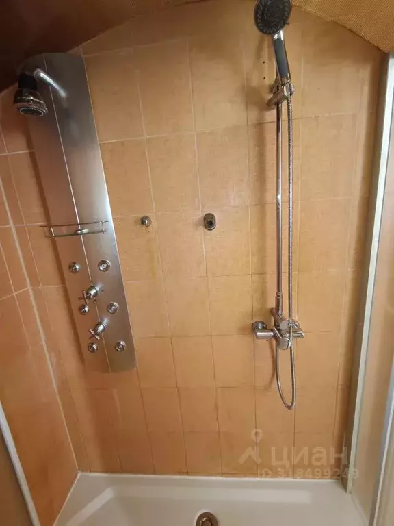 1-к кв. Татарстан, Казань ул. Алматау, 2А (80.0 м) - Фото 1