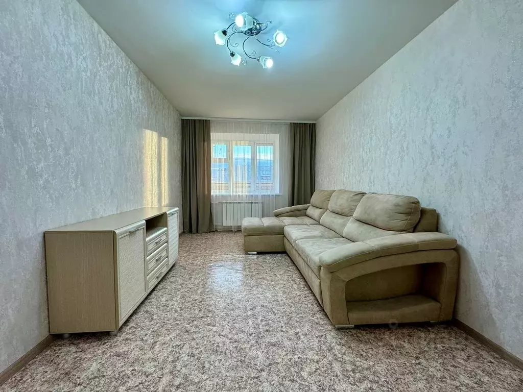 2-к кв. Татарстан, Казань ул. Максимова, 1Б (58.0 м) - Фото 1