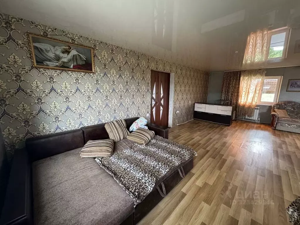 Дом в Краснодарский край, Темрюк ул. Декабристов, 22 (177 м) - Фото 1