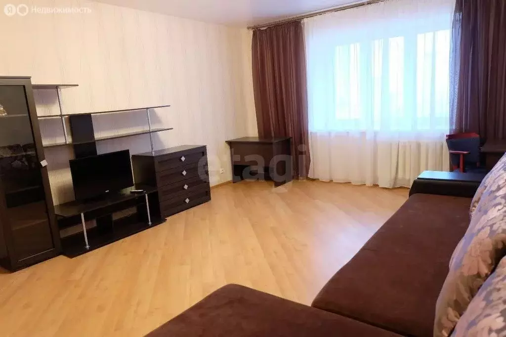2-комнатная квартира: Липецк, улица А.Г. Стаханова, 8А (73.7 м) - Фото 0