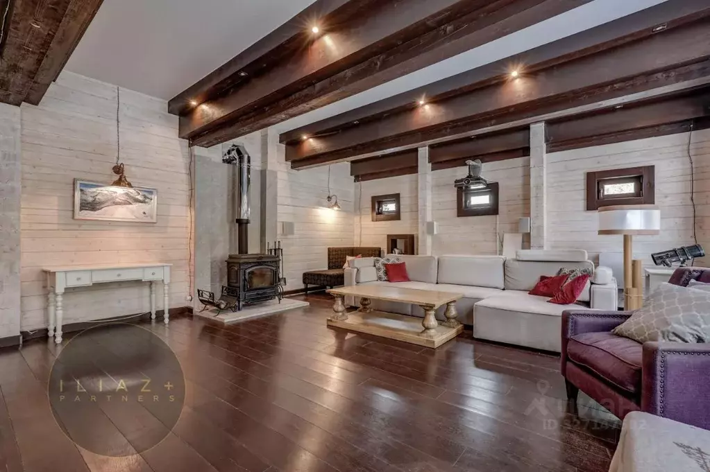 Коттедж в Московская область, Наро-Фоминский городской округ, д. ... - Фото 1