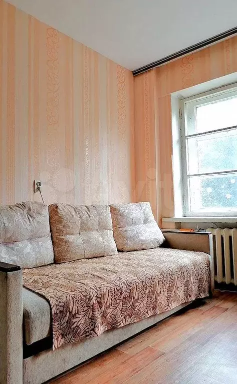 Комната 18 м в 3-к., 3/4 эт. - Фото 0