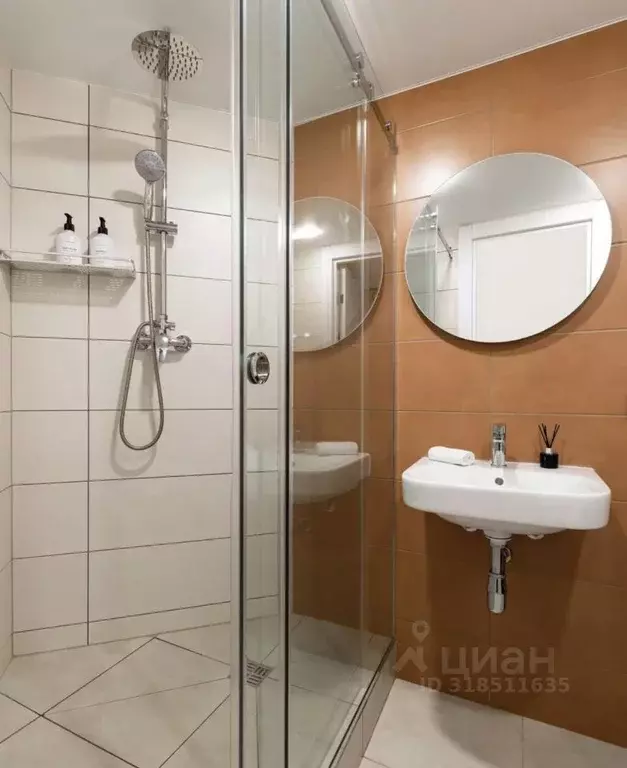 1-к кв. Санкт-Петербург 7-я Васильевского острова линия, 62к2 (33.0 м) - Фото 1