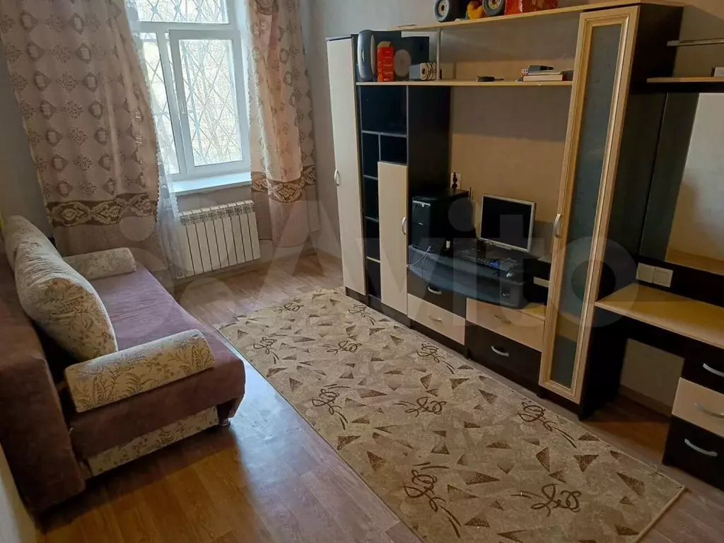 Комната 26 м в 2-к., 1/3 эт. - Фото 0