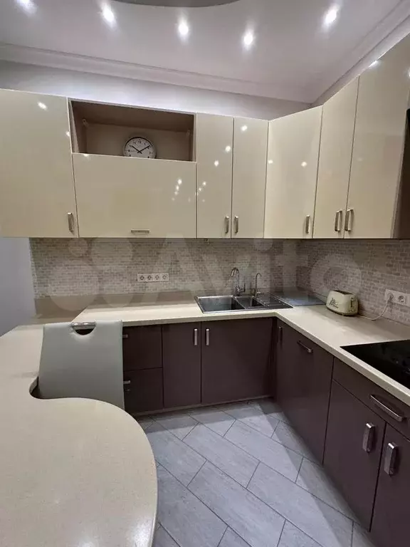 2-к. квартира, 55,3 м, 2/9 эт. - Фото 1