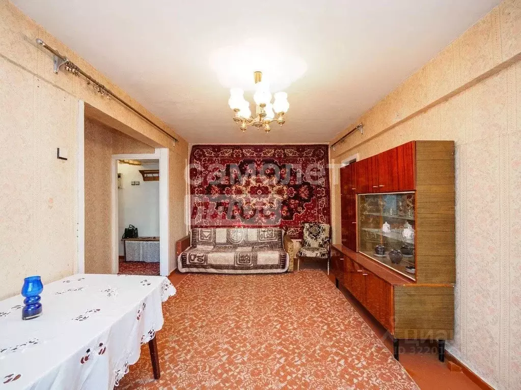 3-к кв. Омская область, Омск Нефтезаводская ул., 36А (45.0 м) - Фото 1