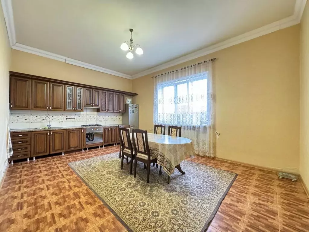 Дом в Кабардино-Балкария, Баксан Шапсугская ул., 14 (240 м) - Фото 1