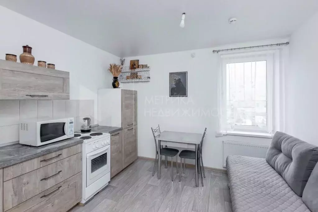 2-к кв. Тюменская область, Тюмень ул. Республики, 204к14 (61.0 м) - Фото 2