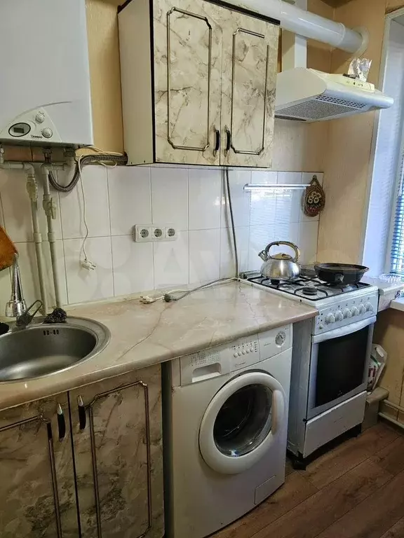 2-к. квартира, 45 м, 1/5 эт. - Фото 0
