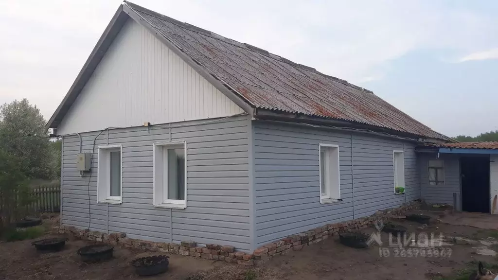 Дом в Омская область, Азовский Немецкий Национальный район, д. ... - Фото 1
