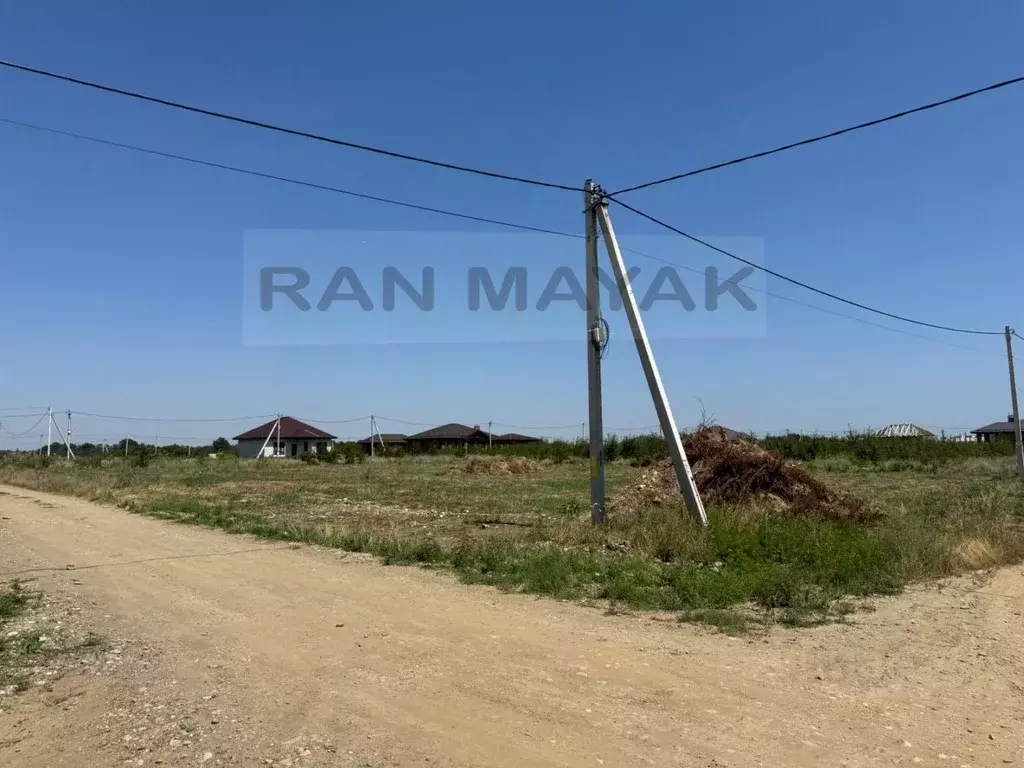 Участок в Адыгея, Майкоп городской округ, Гавердовский хут. ул. Нурбия ... - Фото 1