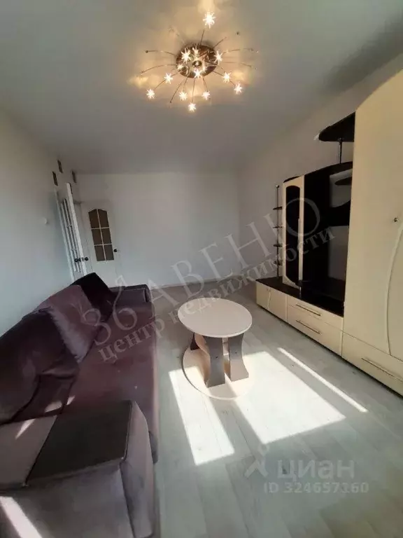 1-к кв. Воронежская область, Воронеж ул. Генерала Лизюкова, 72 (37.7 ... - Фото 0