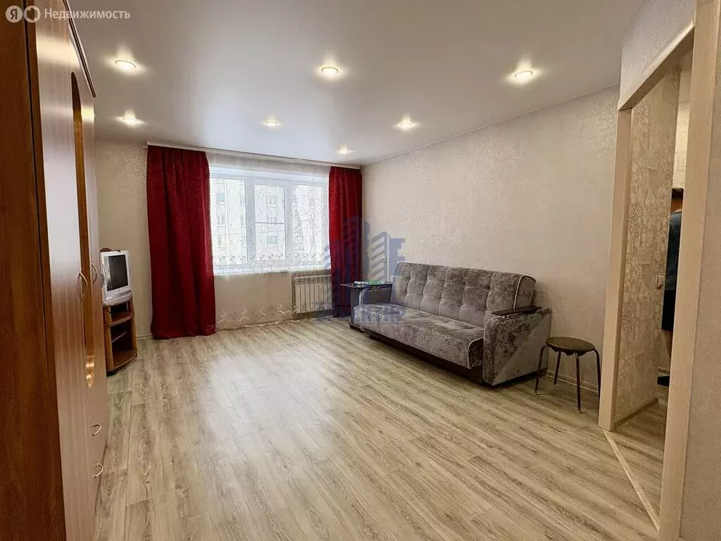 1-комнатная квартира: Чебоксары, Хевешская улица, 1 (32.1 м) - Фото 2