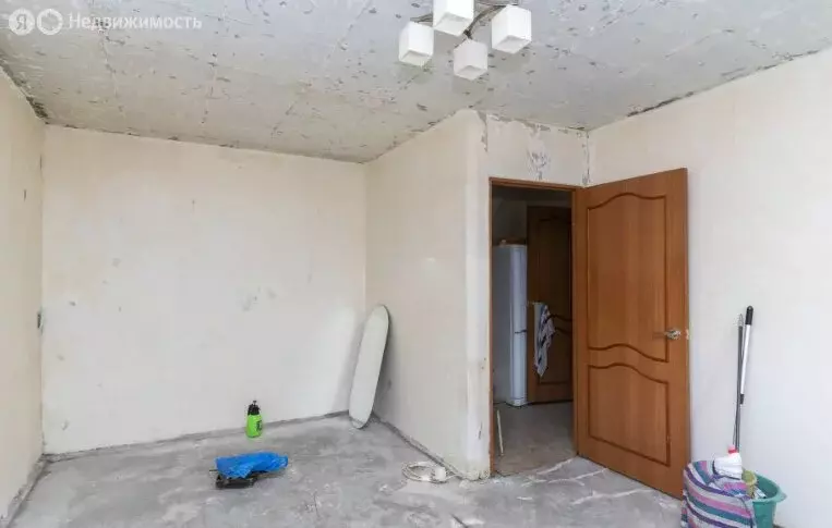 1-комнатная квартира: Тюмень, улица 30 лет Победы, 79А (29.8 м) - Фото 0