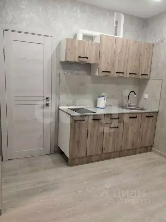 Студия Тюменская область, Тюмень Комбинатская ул., 16к1 (30.0 м) - Фото 1