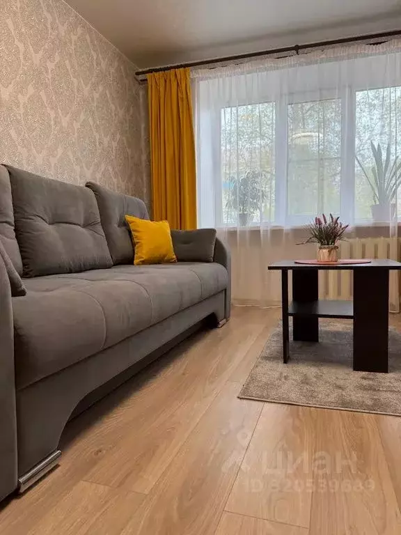 1-к кв. Ярославская область, Рыбинск просп. Ленина, 183 (30.0 м) - Фото 1