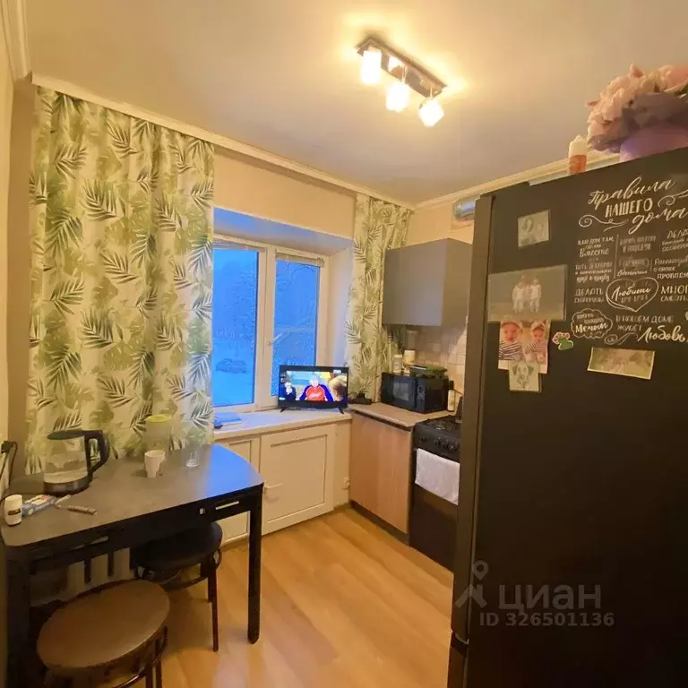 3-к кв. Тульская область, Щекино Молодежный проезд, 9 (56.3 м) - Фото 1