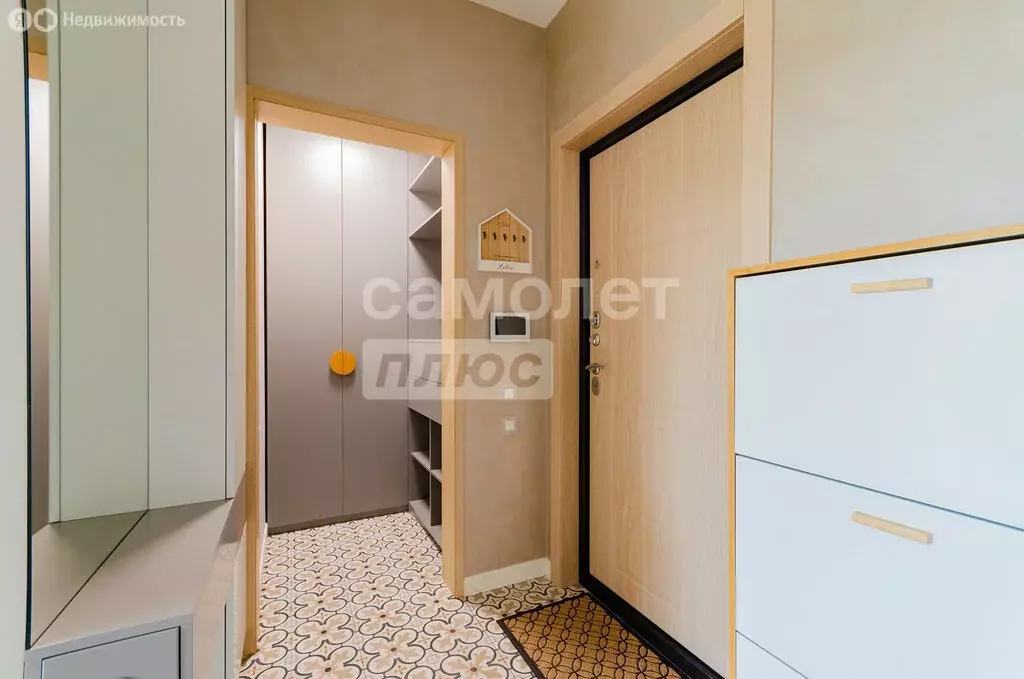 2-комнатная квартира: Челябинск, улица Академика Макеева, 28 (69.3 м) - Фото 2