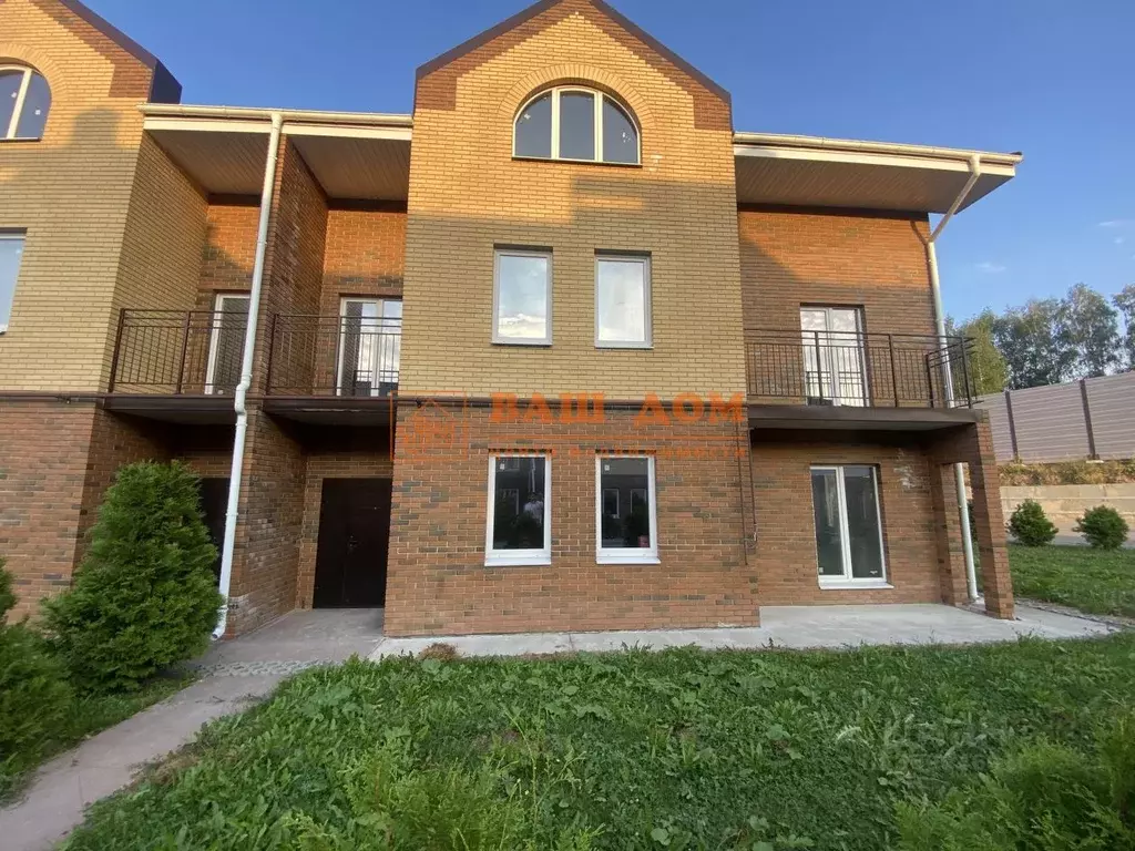 Таунхаус в Тульская область, Тула Октябрьская ул., 311к4/1 (160 м) - Фото 2