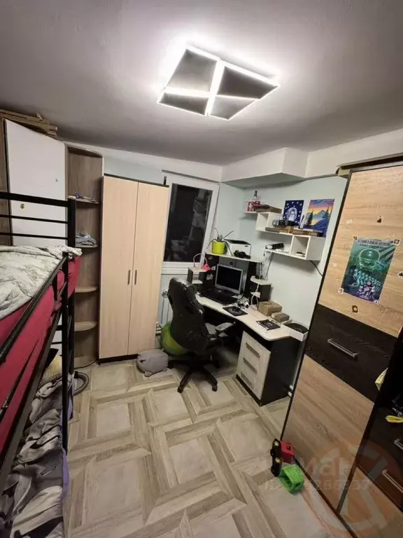 Дом в Крым, Сакский район, Суворовское с/пос, с. Желтокаменка ул. ... - Фото 2