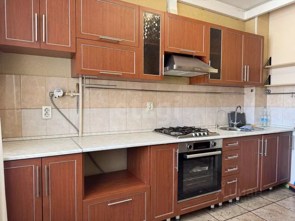 3-к кв. Белгородская область, Белгород ул. Губкина, 39 (60.0 м) - Фото 1