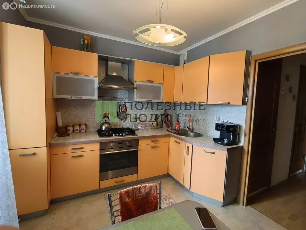 3-комнатная квартира: Белгород, улица Есенина, 44 (63.4 м) - Фото 2