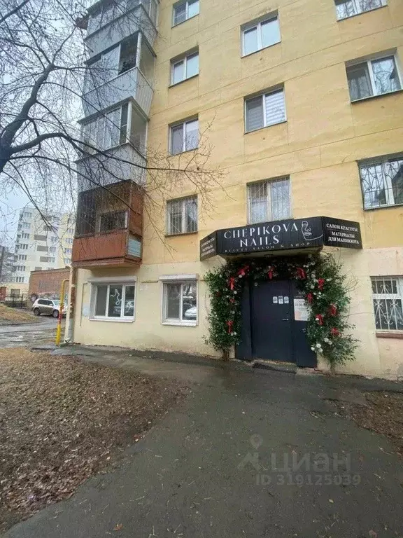 Помещение свободного назначения в Свердловская область, Екатеринбург ... - Фото 0
