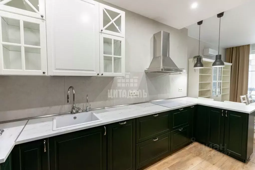 3-к кв. Воронежская область, Воронеж ул. Карла Маркса, 67/2 (116.5 м) - Фото 1