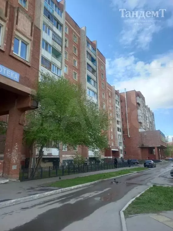 1-к. квартира, 32 м, 8/9 эт. - Фото 0