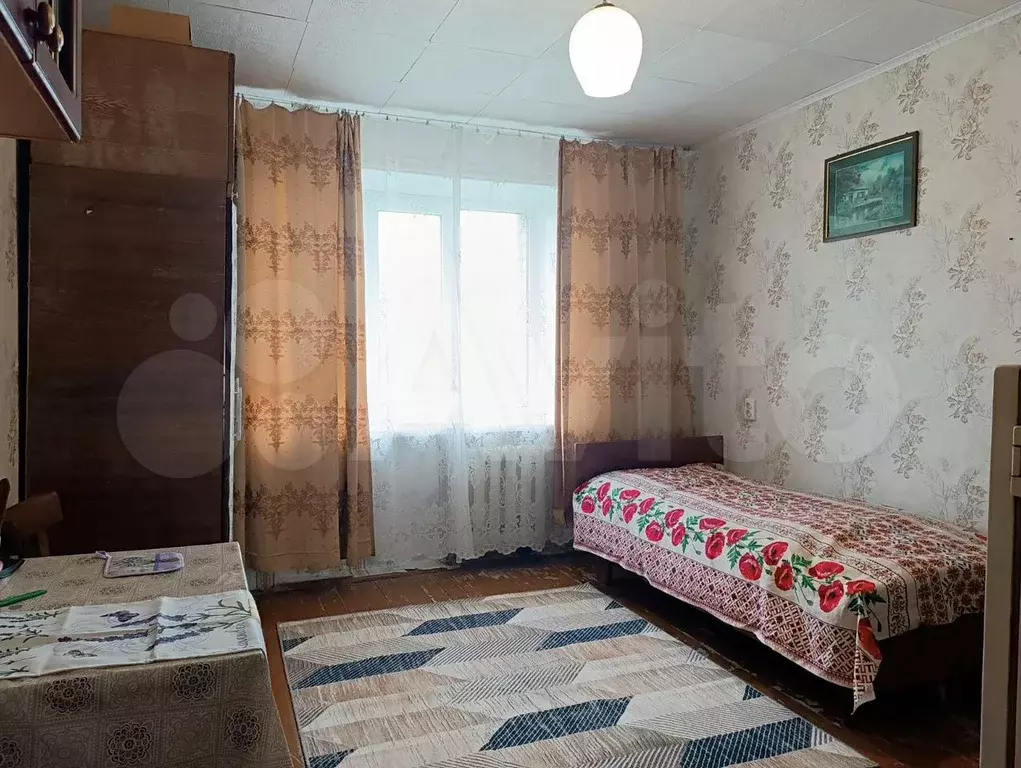 Комната 13 м в 3-к., 4/9 эт. - Фото 0