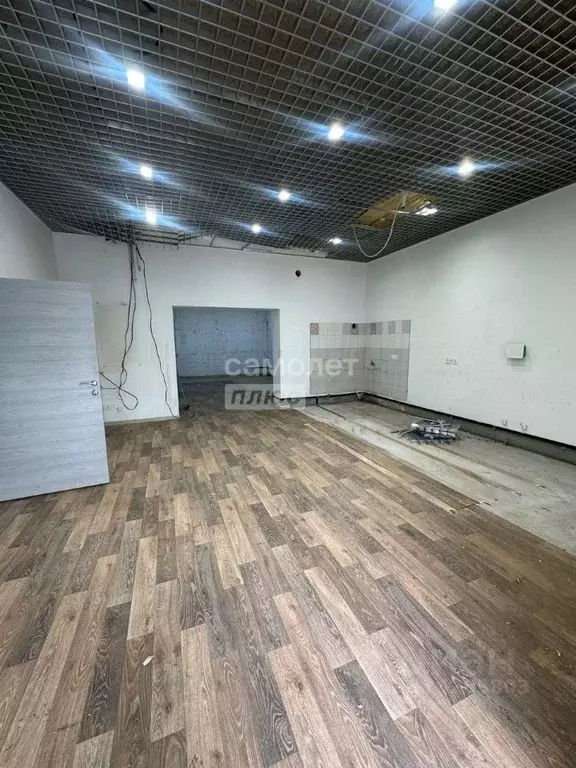 Помещение свободного назначения в Башкортостан, Уфа ул. Октябрьской ... - Фото 0