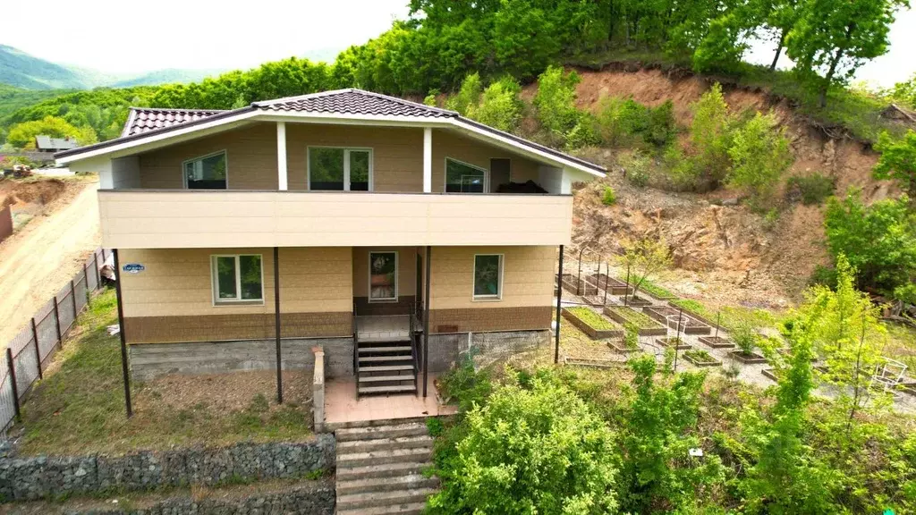Дом в Приморский край, Партизанский муниципальный округ, с. ... - Фото 0