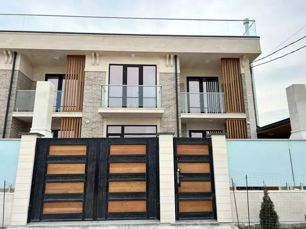 Дом в Дагестан, Избербаш ул. Приморская, 13/2 (116 м) - Фото 1