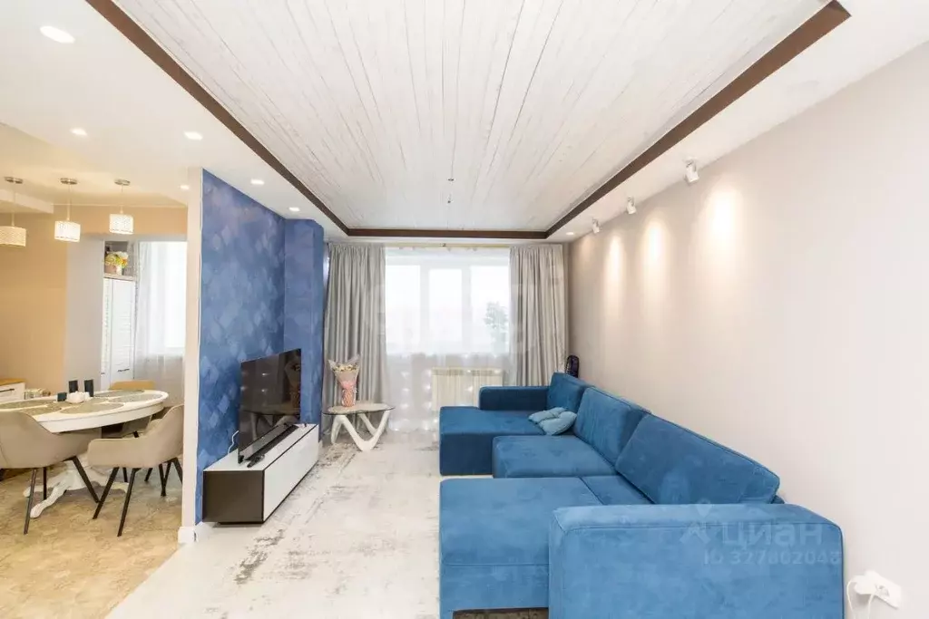 1-к кв. Ханты-Мансийский АО, Сургут ул. Чехова, 12 (68.1 м) - Фото 1