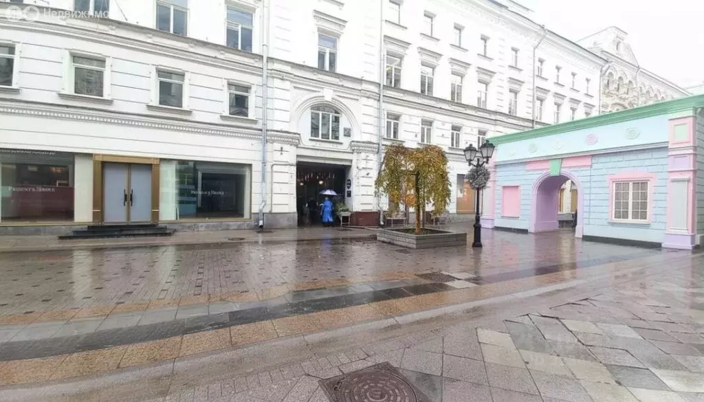 Торговая площадь (217 м) - Фото 1