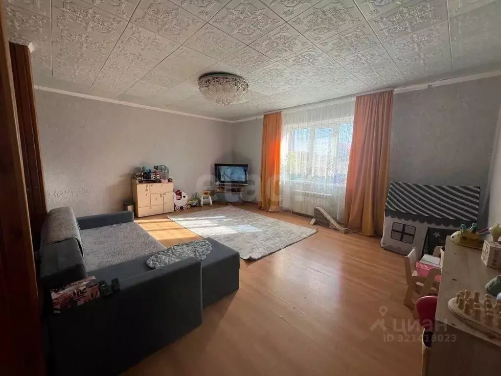 Дом в Тюменская область, с. Нижняя Тавда ул. Новопашина (181 м) - Фото 0