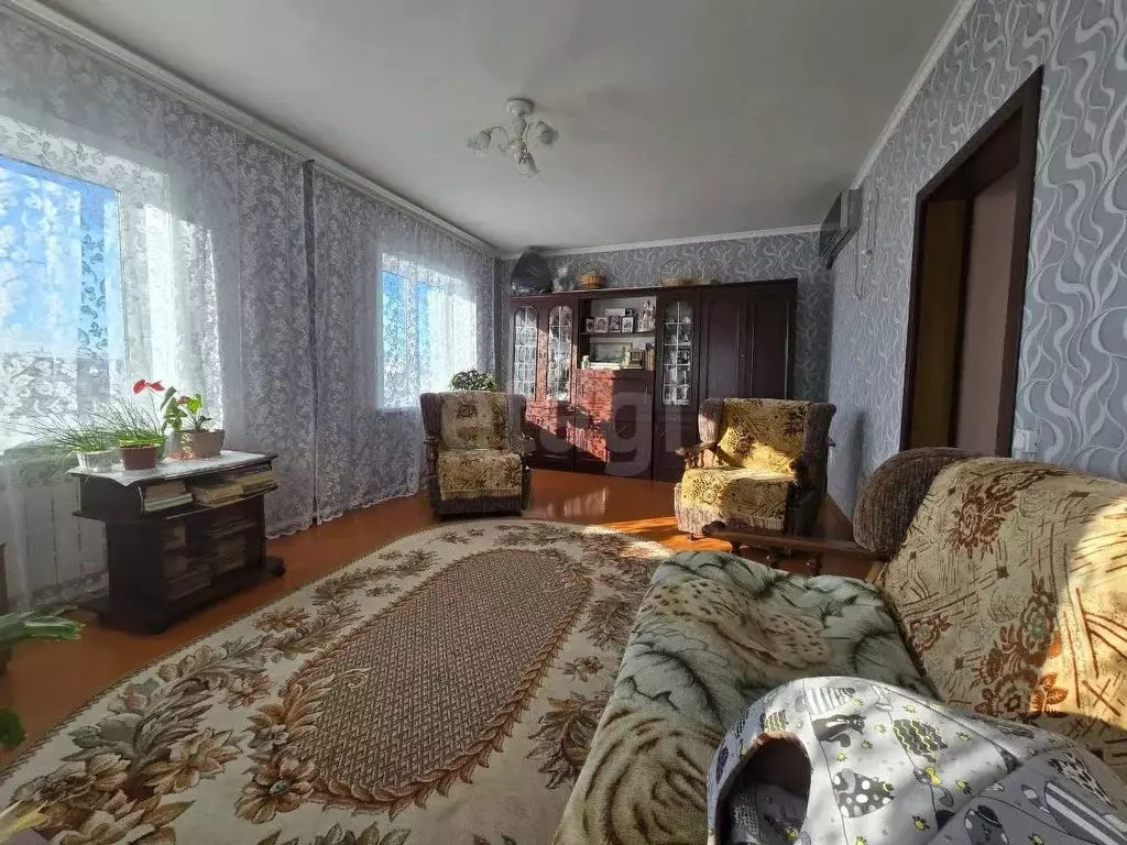 Дом в Амурская область, Серышевский муниципальный округ, с. Бочкаревка ... - Фото 2